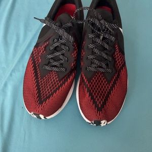 NIKE Zoom WInflow Size 10.5 Like New